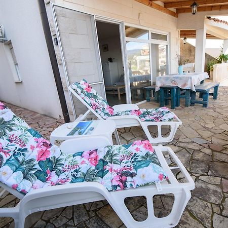 Vila Vujosevic Utjeha Exteriör bild